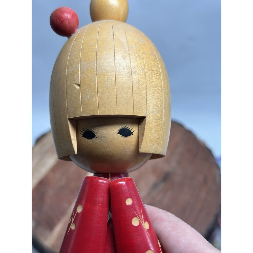 Kokeshi Wooden Japanese Doll Girl Carved Kimono Obon